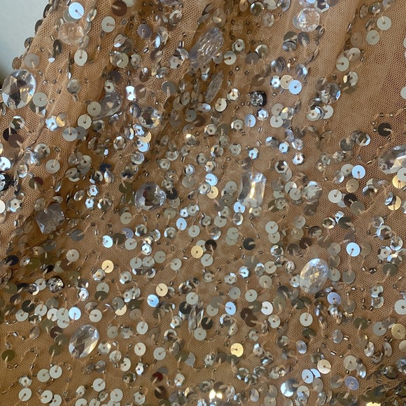 NWT! Mac Duggal Asymmetrical Sequin Beige Mini Dress size 0… - Picture 11 of 11